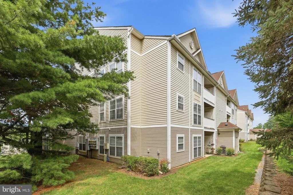 Photo of Unit 22D at 2502 SHELLEY CIRCLE
