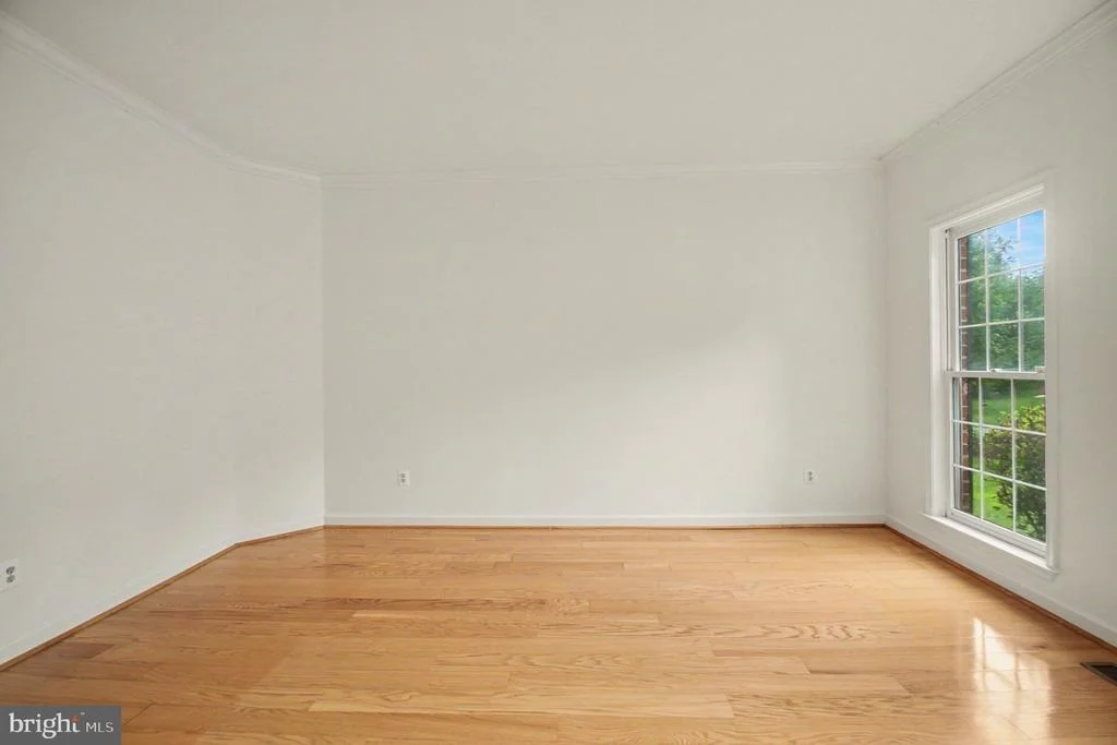 Photo of 7182 BREWSTER LANE