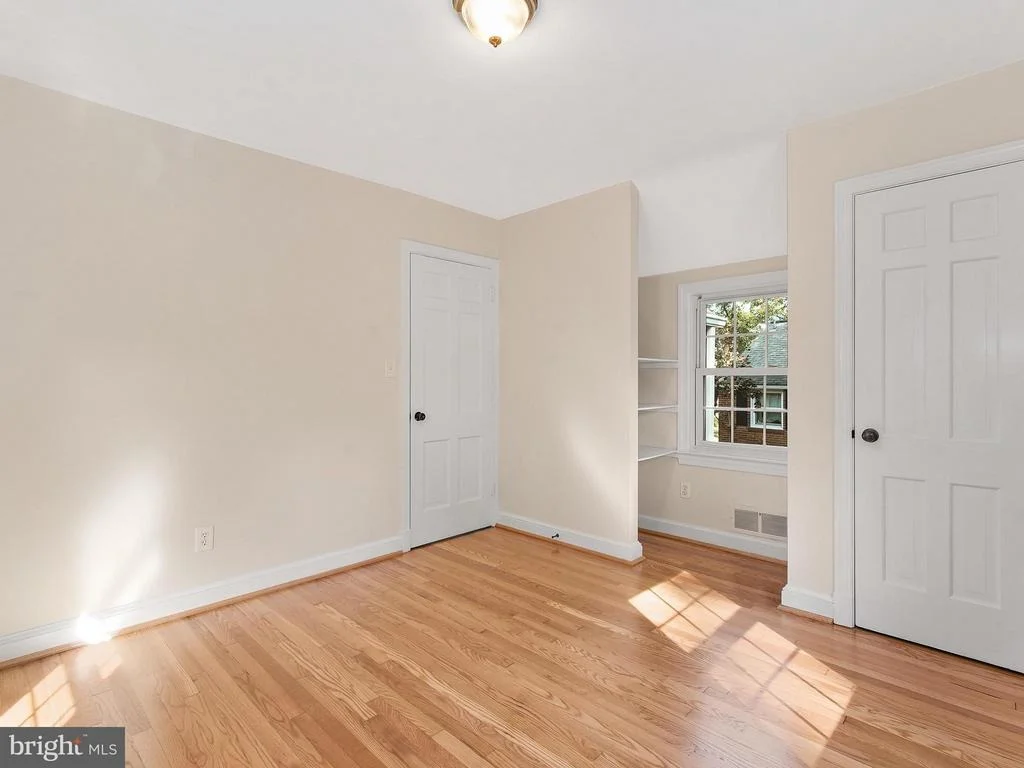Photo of 9419 RUSSELL ROAD