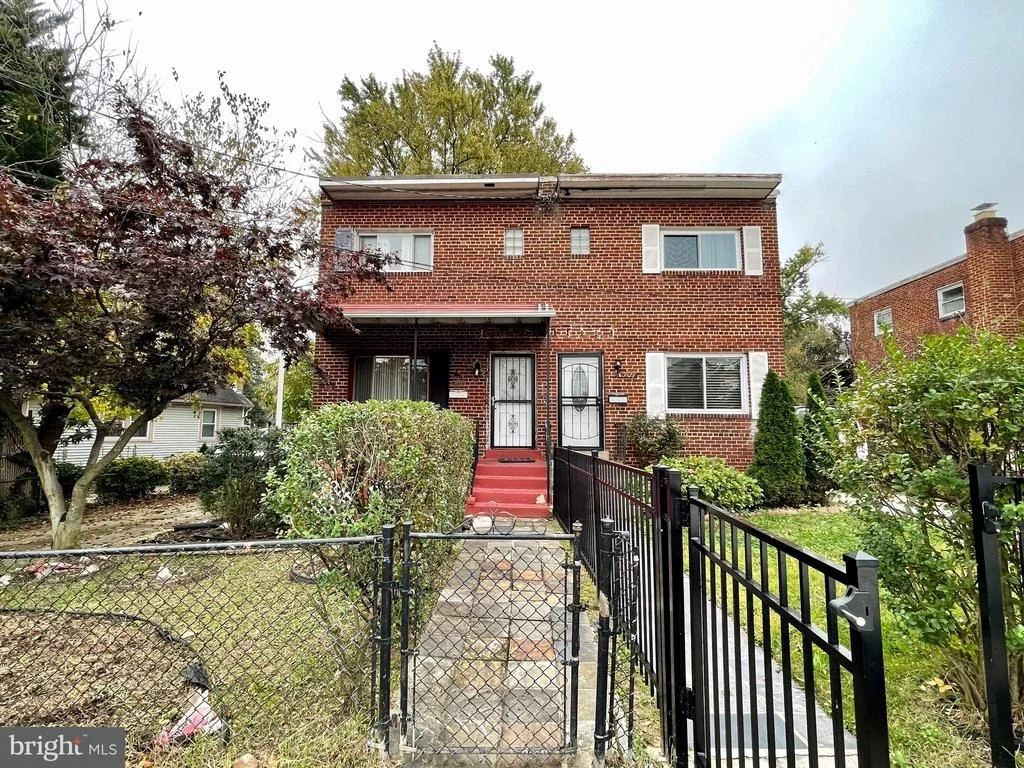 Photo of 3111 ARUNDEL ROAD