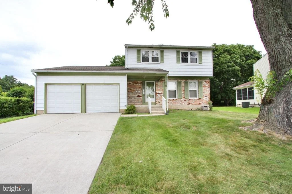 Photo of 789 MILLER DRIVE