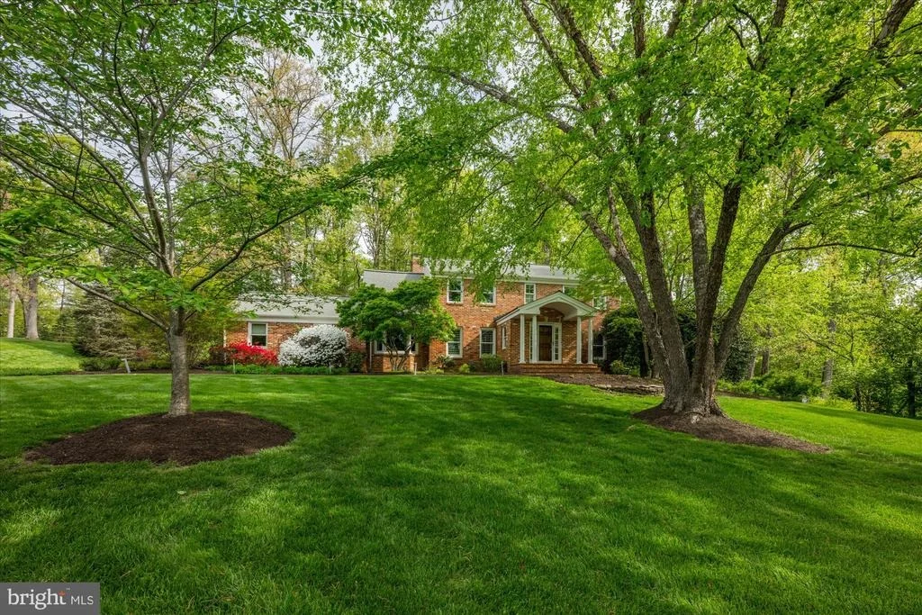Photo of 7908 FOXHOUND ROAD