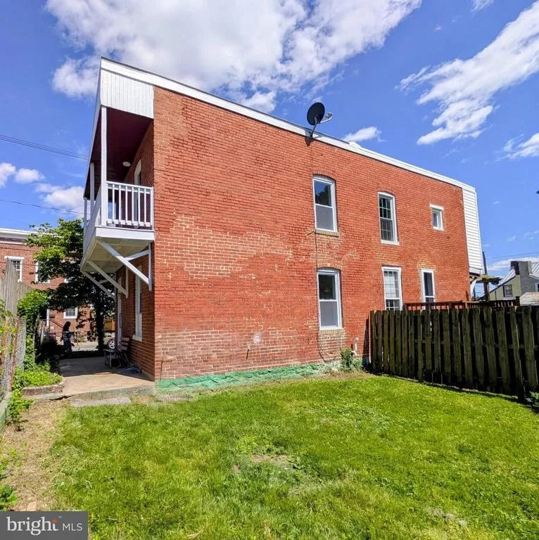 Photo of 7 N WISNER STREET