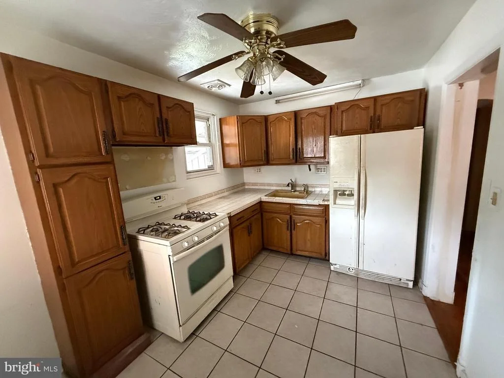 Photo of 125 48TH PLACE NE