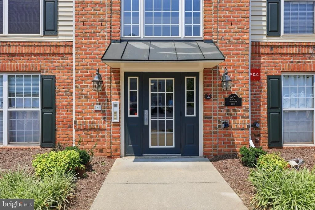 Photo of Unit 3A at 2501 COLERIDGE DRIVE