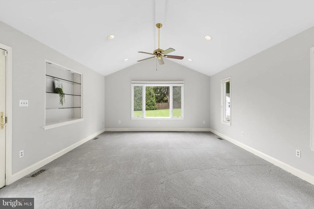 Photo of 1404 RYAN ROAD
