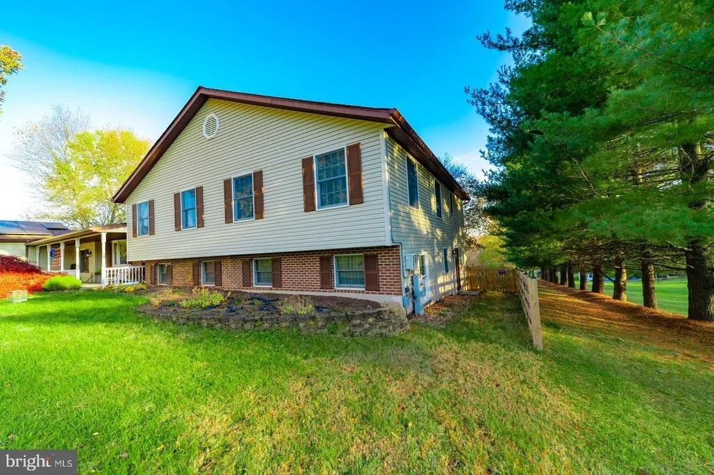 Photo of 1421 COTTON DRIVE