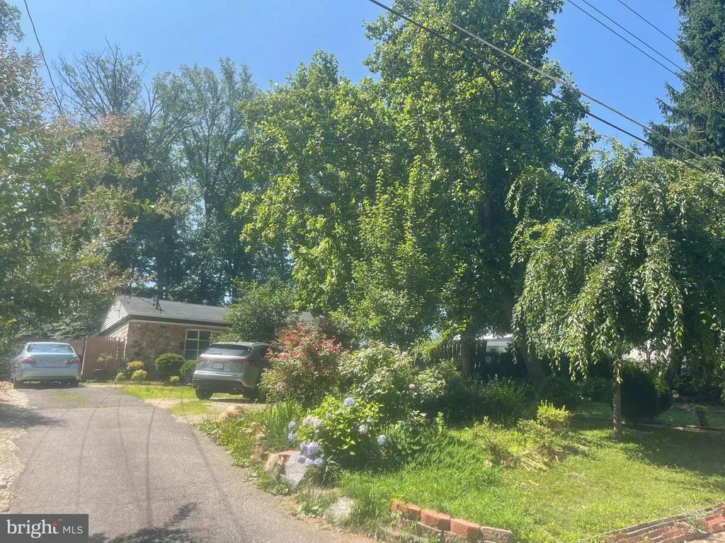 Photo of 7225 PINE DRIVE