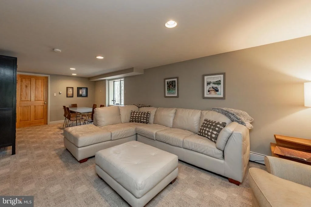 Photo of 106 LODGE CIRCLE