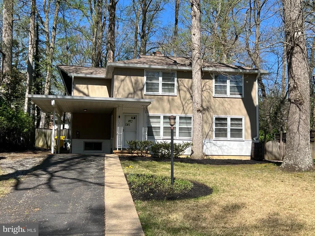 Photo of 102 OAK DRIVE