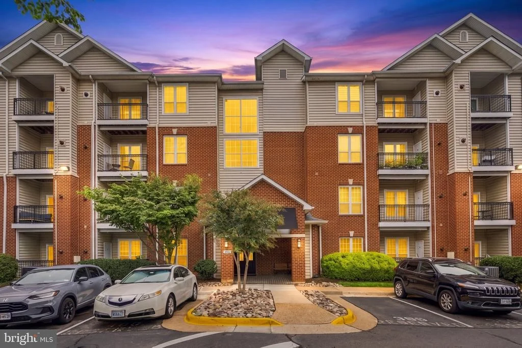 Photo of Unit 3101 at 1591 SPRING GATE DRIVE