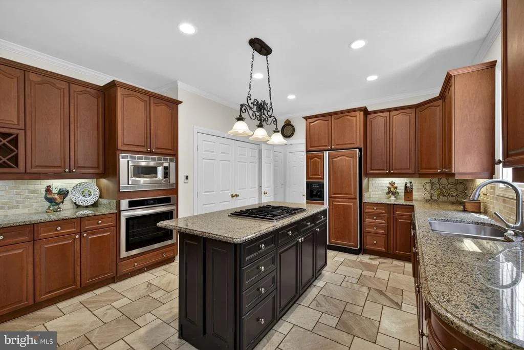 Photo of 22167 WOODWINDS DRIVE