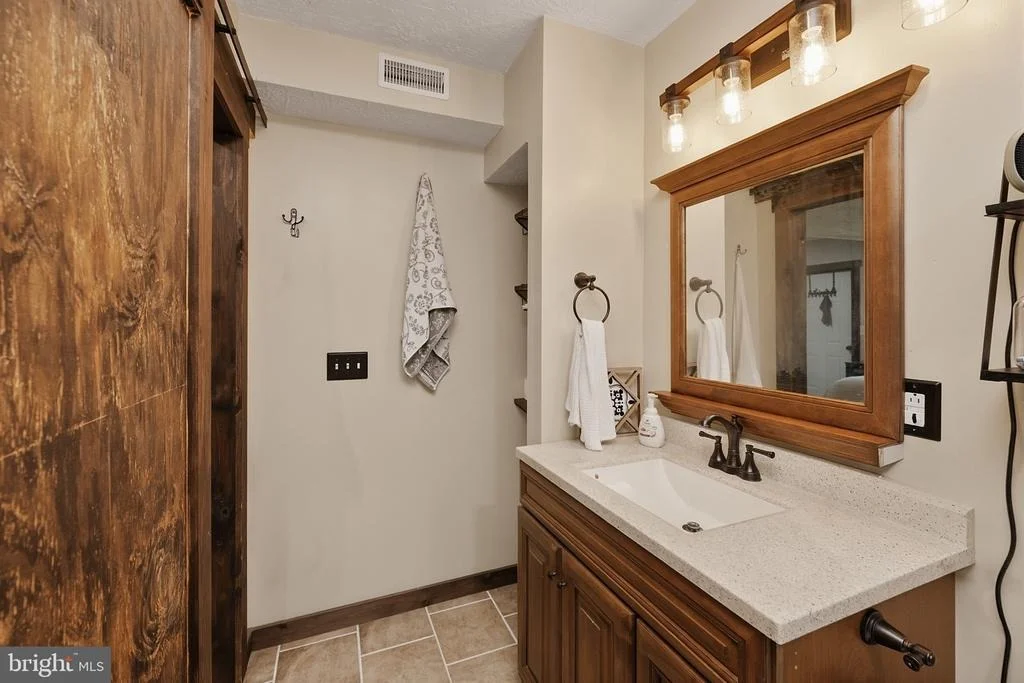 Photo of 2189 TABLE ROCK ROAD