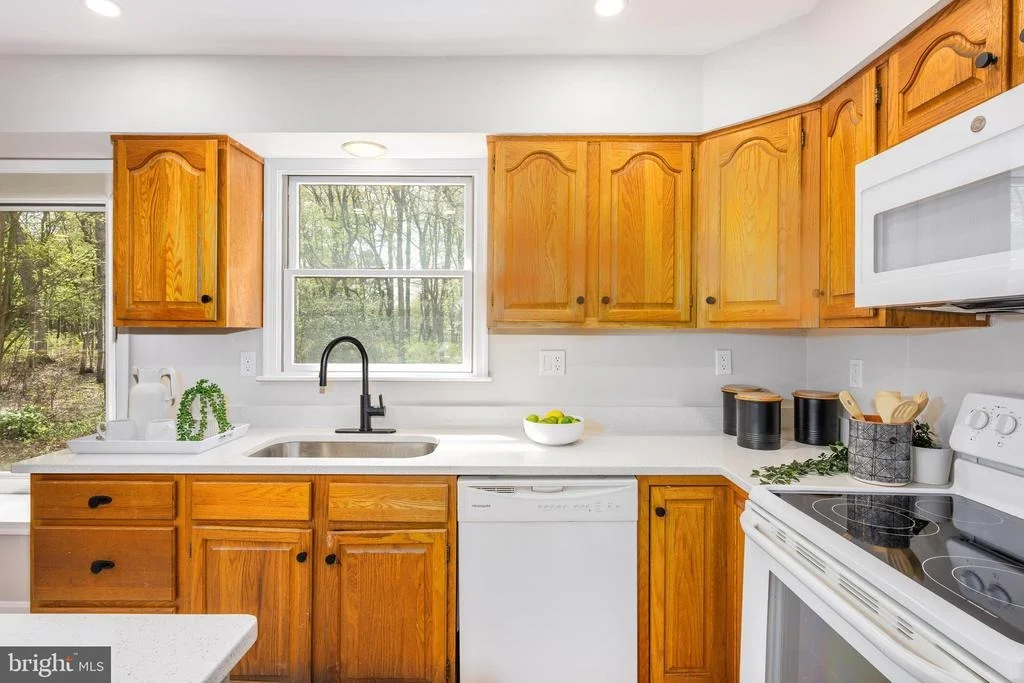 Photo of 525 UPTON ROAD