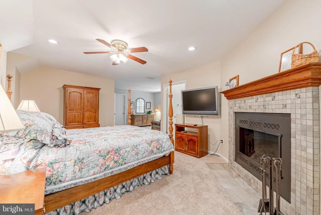 Photo of 10922 SHADOW LANE