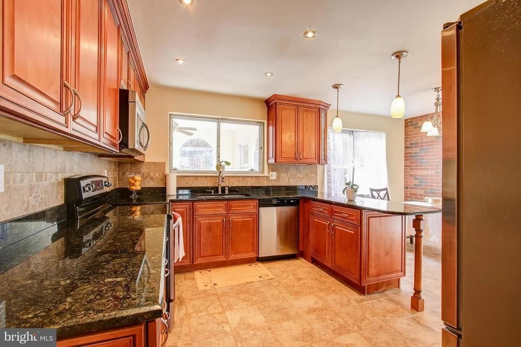 Photo of 416 LAMBERTON DRIVE