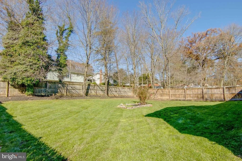Photo of 6912 HEIDELBURG ROAD
