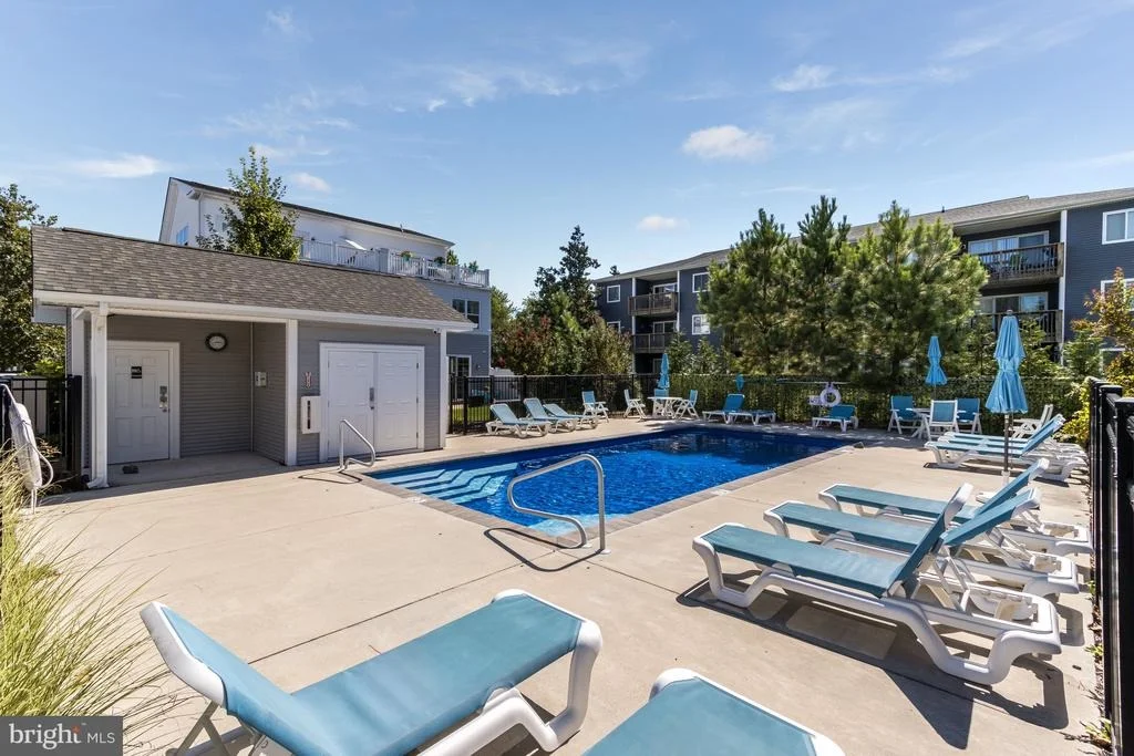Photo of Unit D2 at 29104 STRIPER HARBOR