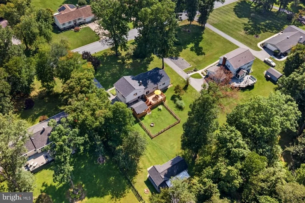 Photo of 4294 WOLF HILL DRIVE