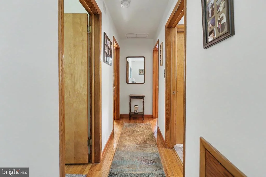 Photo of 2048 BUSTLETON ROAD