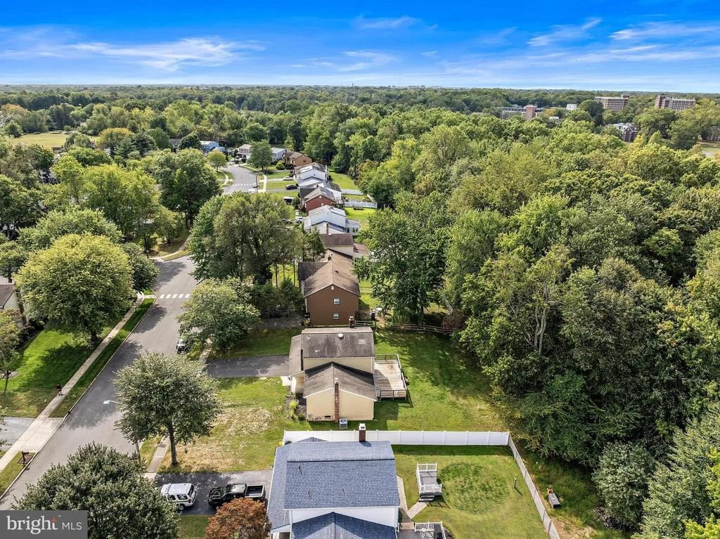 Photo of 52 COLLEEN CIRCLE