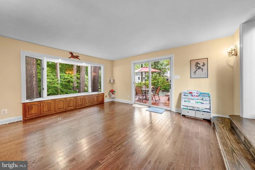 Photo of 1502 HIGHWOOD DRIVE
