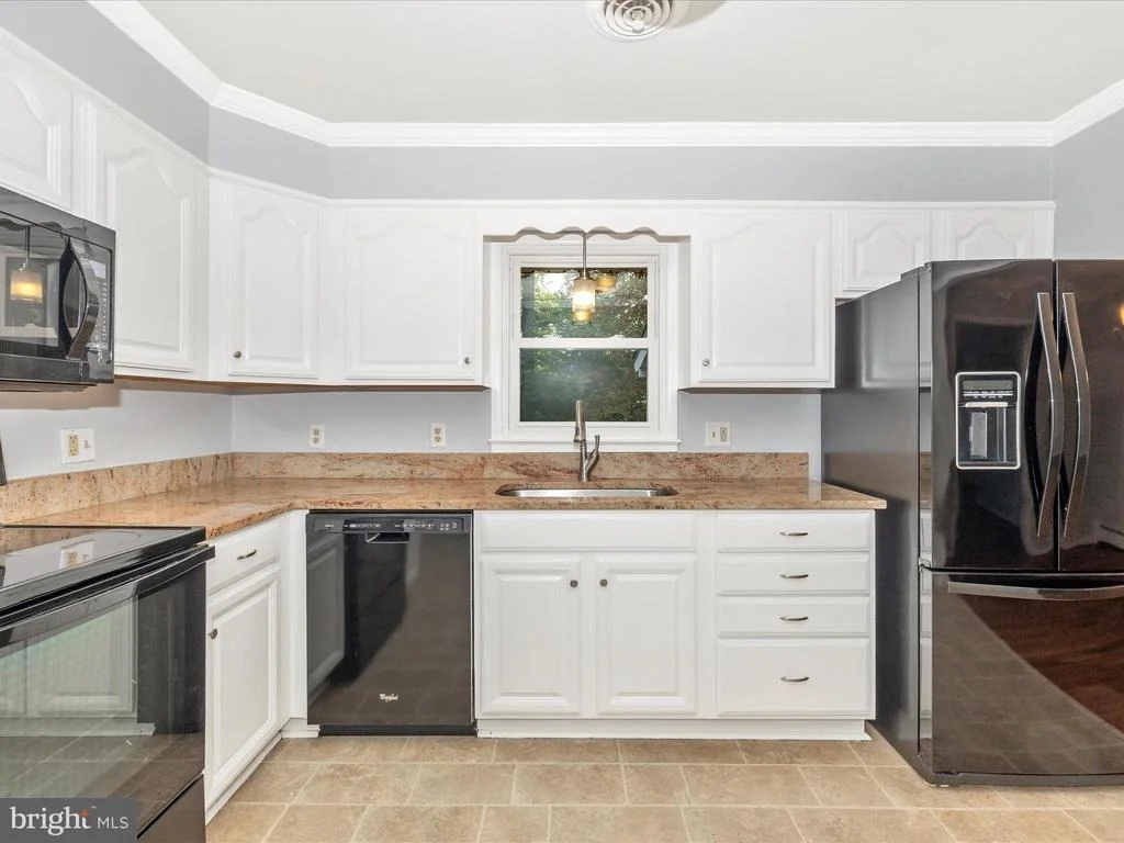 Photo of 7 FAIRVIEW AVENUE