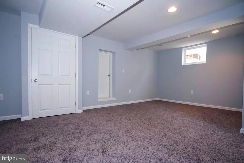 Photo of 800 WARWICK ROAD