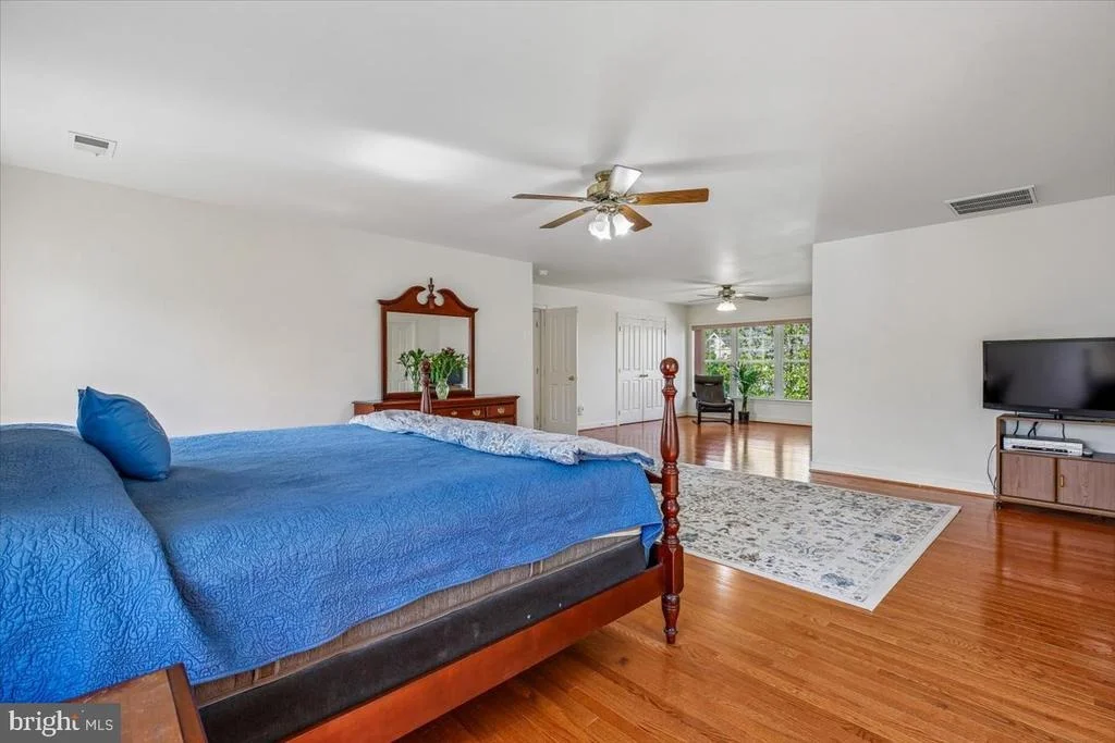 Photo of 10610 OUTPOST DRIVE