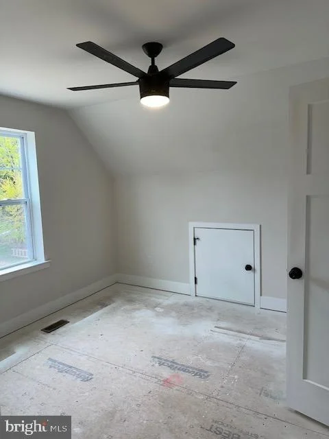Photo of 258 CROWN POINT ROAD