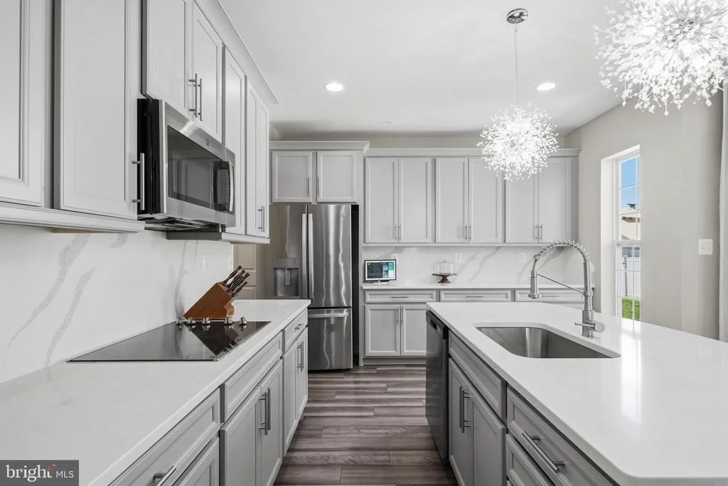 Photo of 23324 LINDSAY DRIVE