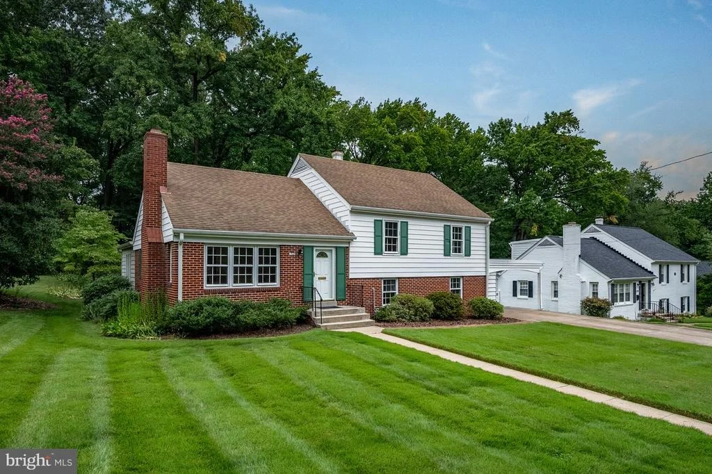 Photo of 1308 WAKE FOREST DRIVE
