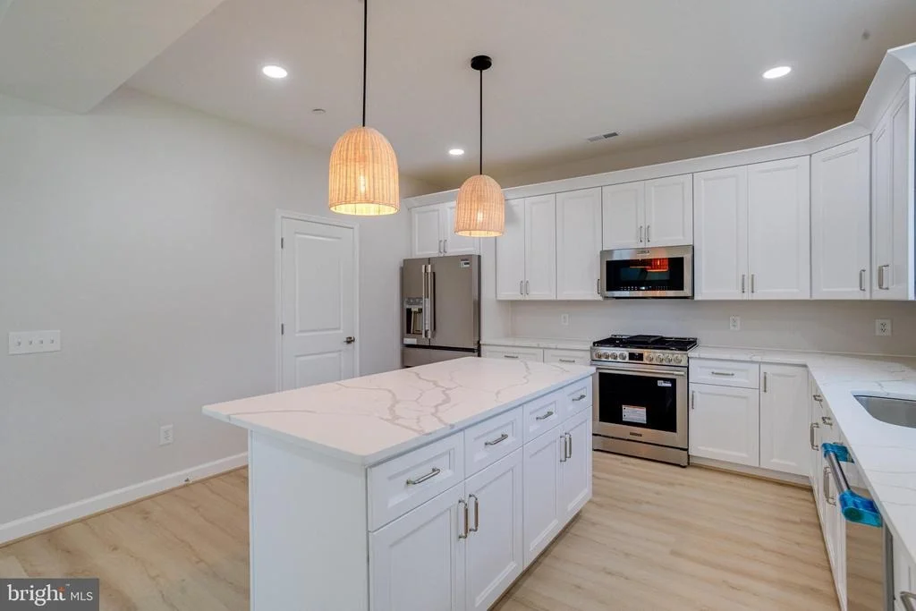 Photo of 7547 BATTLE GROVE CIRCLE