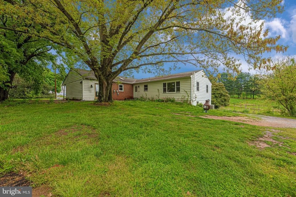 Photo of 8123 BALL ROAD