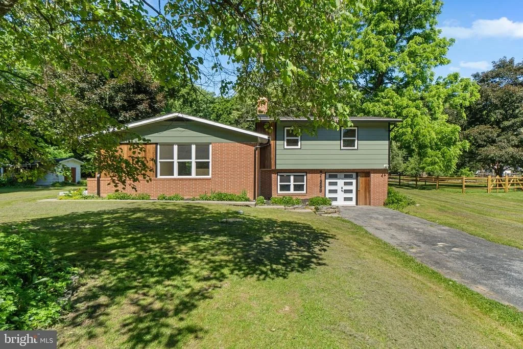 Photo of 9126 BETHEL ROAD