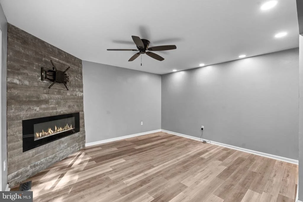 Photo of 12977 MARINERS CIRCLE