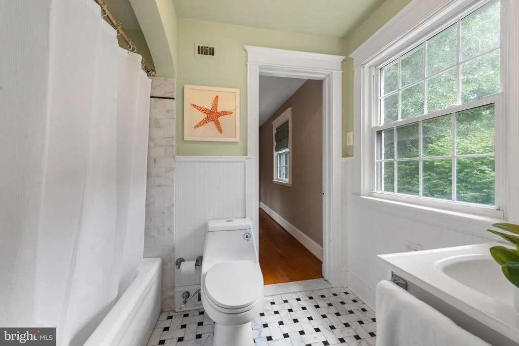 Photo of 1111 ARGONNE DRIVE