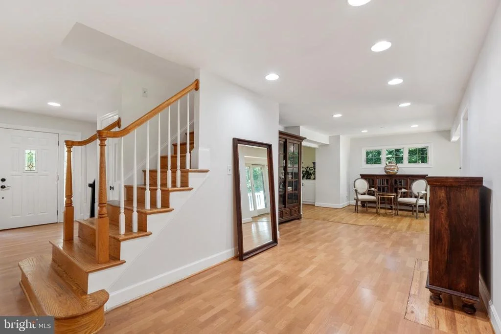 Photo of 10418 ADEL ROAD