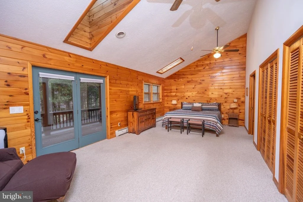 Photo of 526 GLEANINGS DRIVE