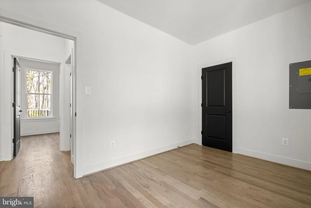 Photo of 7125 EDGEMONT ROAD