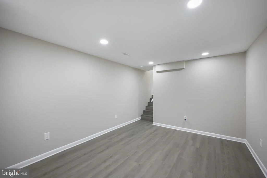 Photo of 8516 CAVALRY LANE