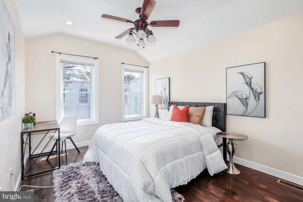 Photo of 1515 INDEPENDENCE AVENUE SE