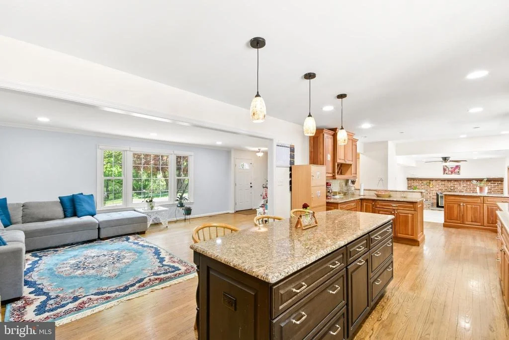 Photo of 24604 CUTSAIL DRIVE