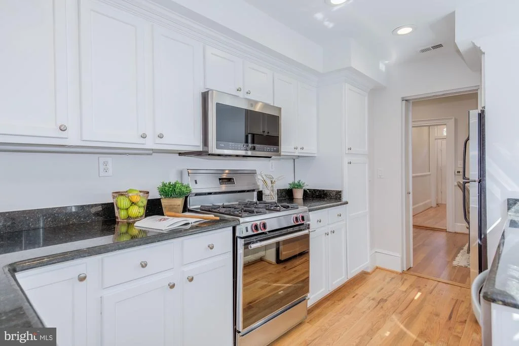 Photo of 23 5TH STREET SE