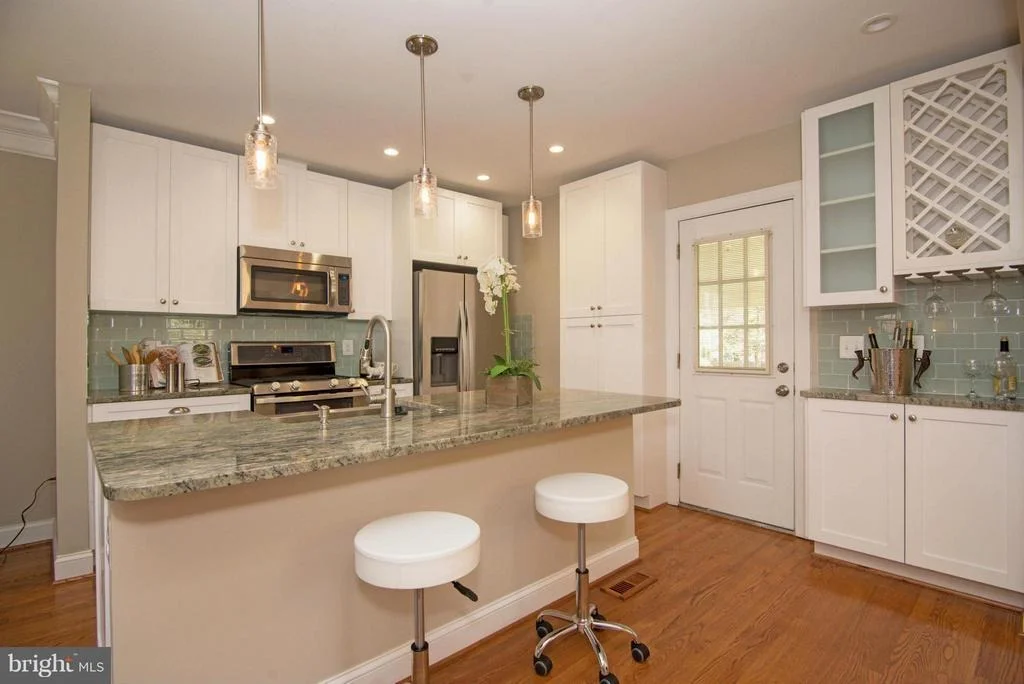 Photo of 6411 HILLSIDE LANE