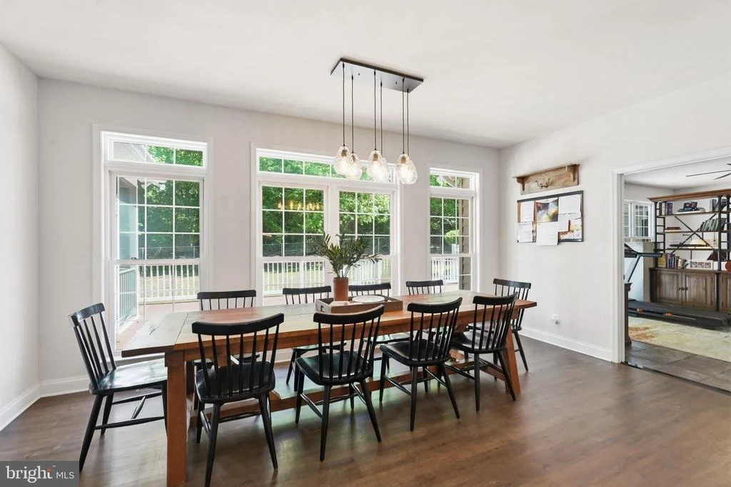 Photo of 925 CARSON ROAD