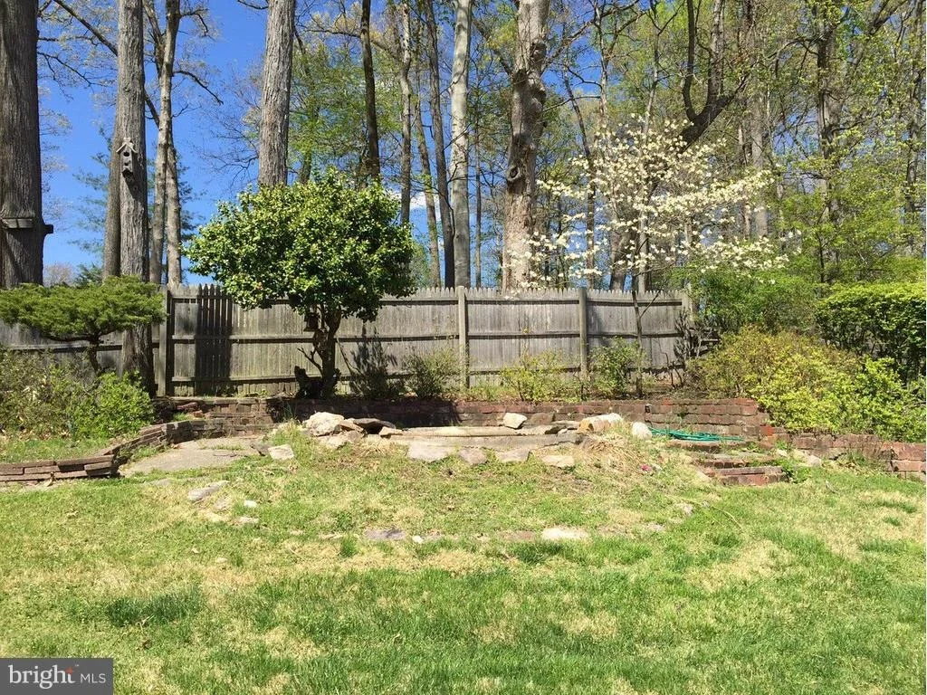 Photo of 2611 SILVERDALE DRIVE