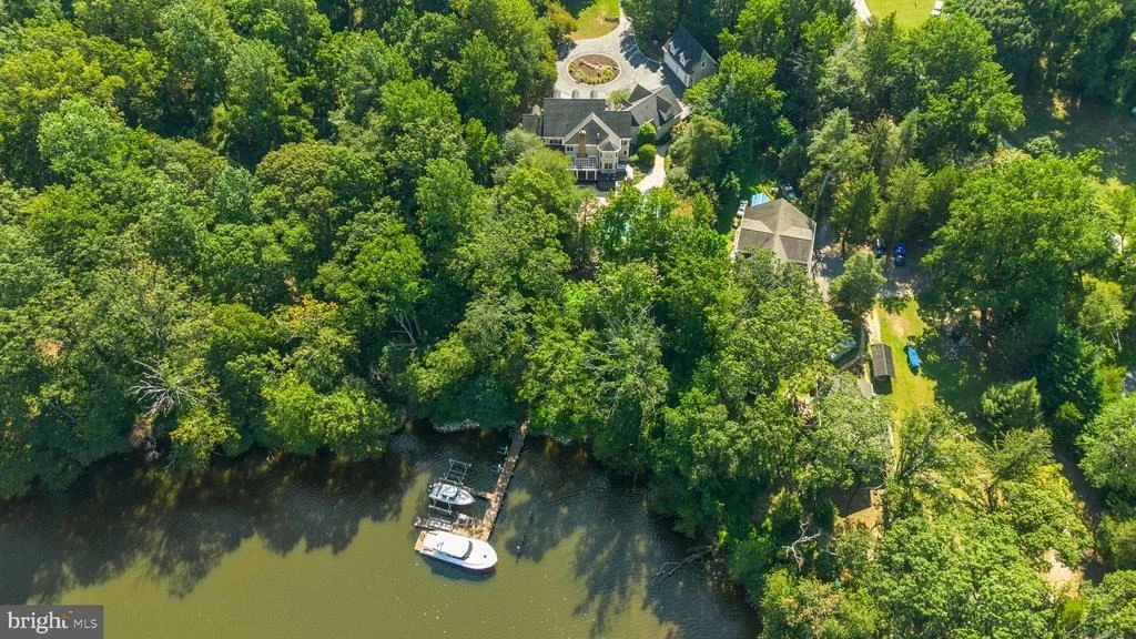Photo of 370 EAGLE HILL ROAD