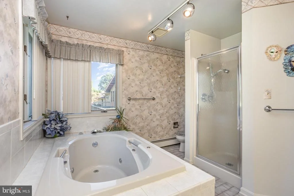 Photo of 7252 MEADOW LANE