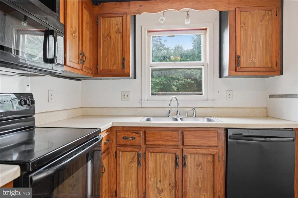 Photo of 10405 GORDON ROAD